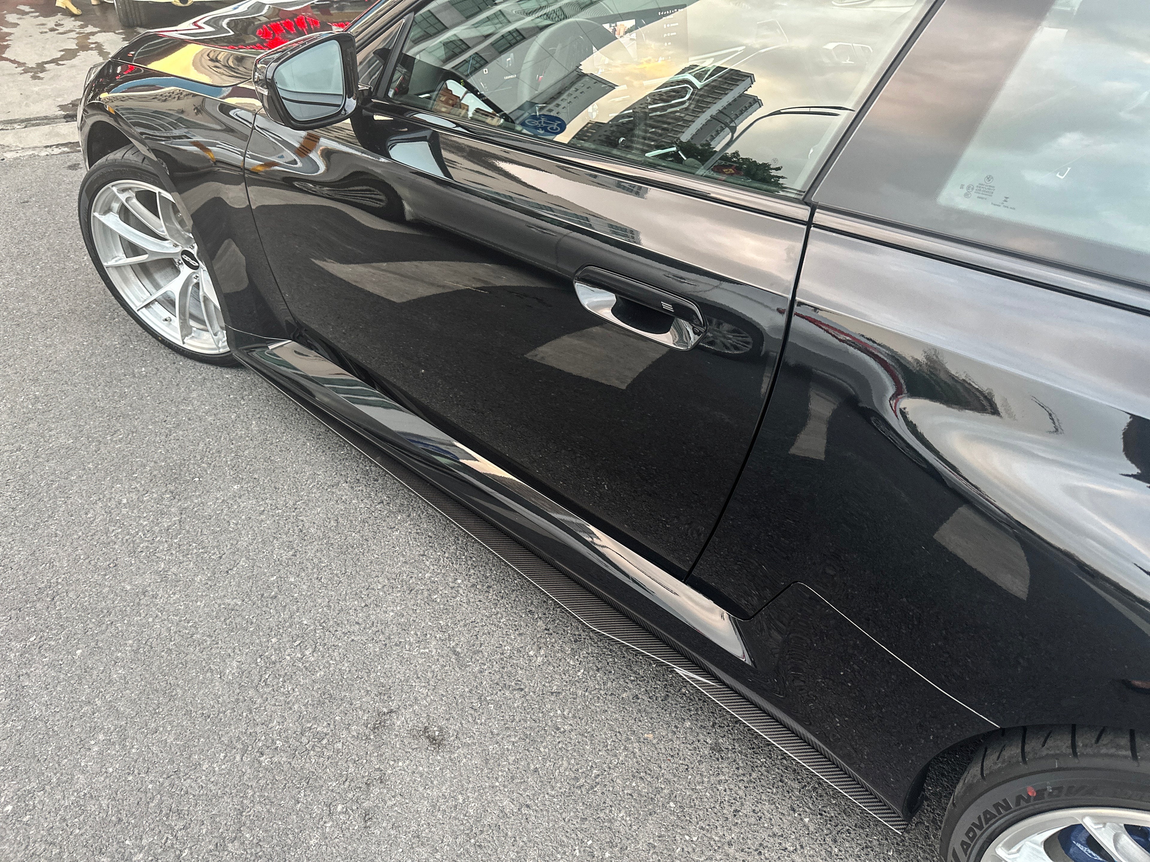 TALONERAS LATERALES ESTILO MH - BMW M2 G87