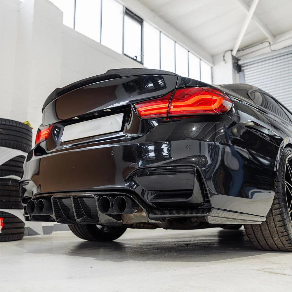DIFUSOR TRASERO ESTILO V– BMW M4/M3 F80/F82F/83